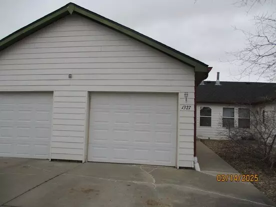 Large 3 Bedroom Duplex Apartment for rent in Canon City, CO