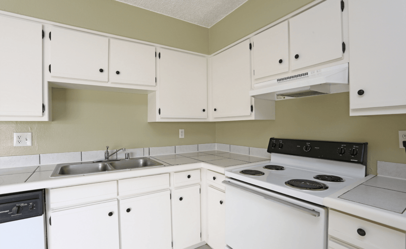 Centurion Arms Apartments 3021 N Yarbrough Dr El Paso, TX