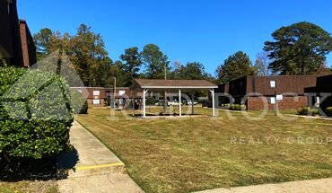 Chateaux Holly Hills Apartment for rent in Columbus, MS