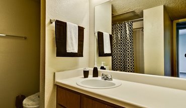 River Oaks Apartments Apartment for rent in Arlington, TX