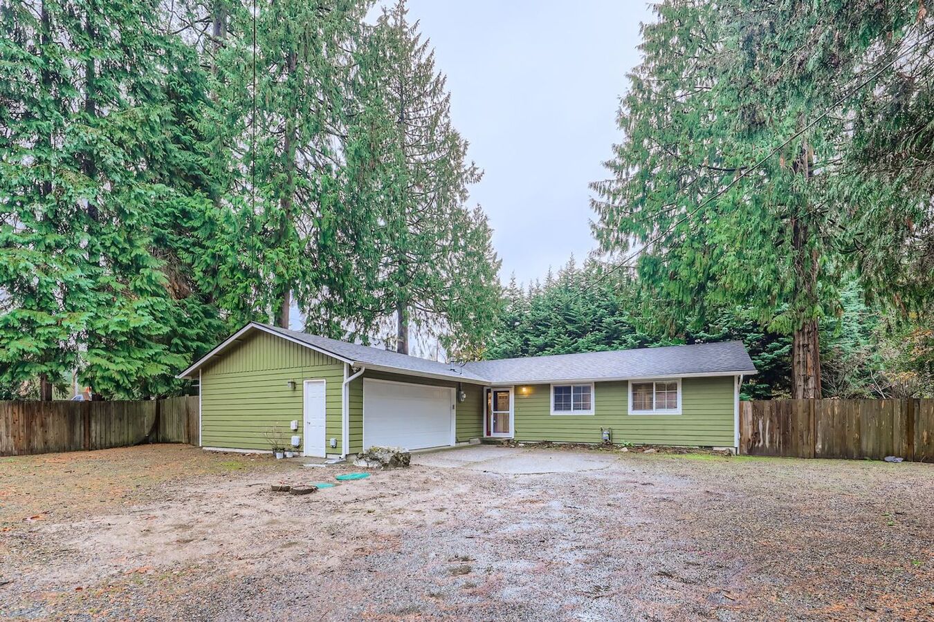 Amazing 3Bed + Den Home With Attached Garage In... Apartments Kirkland, WA