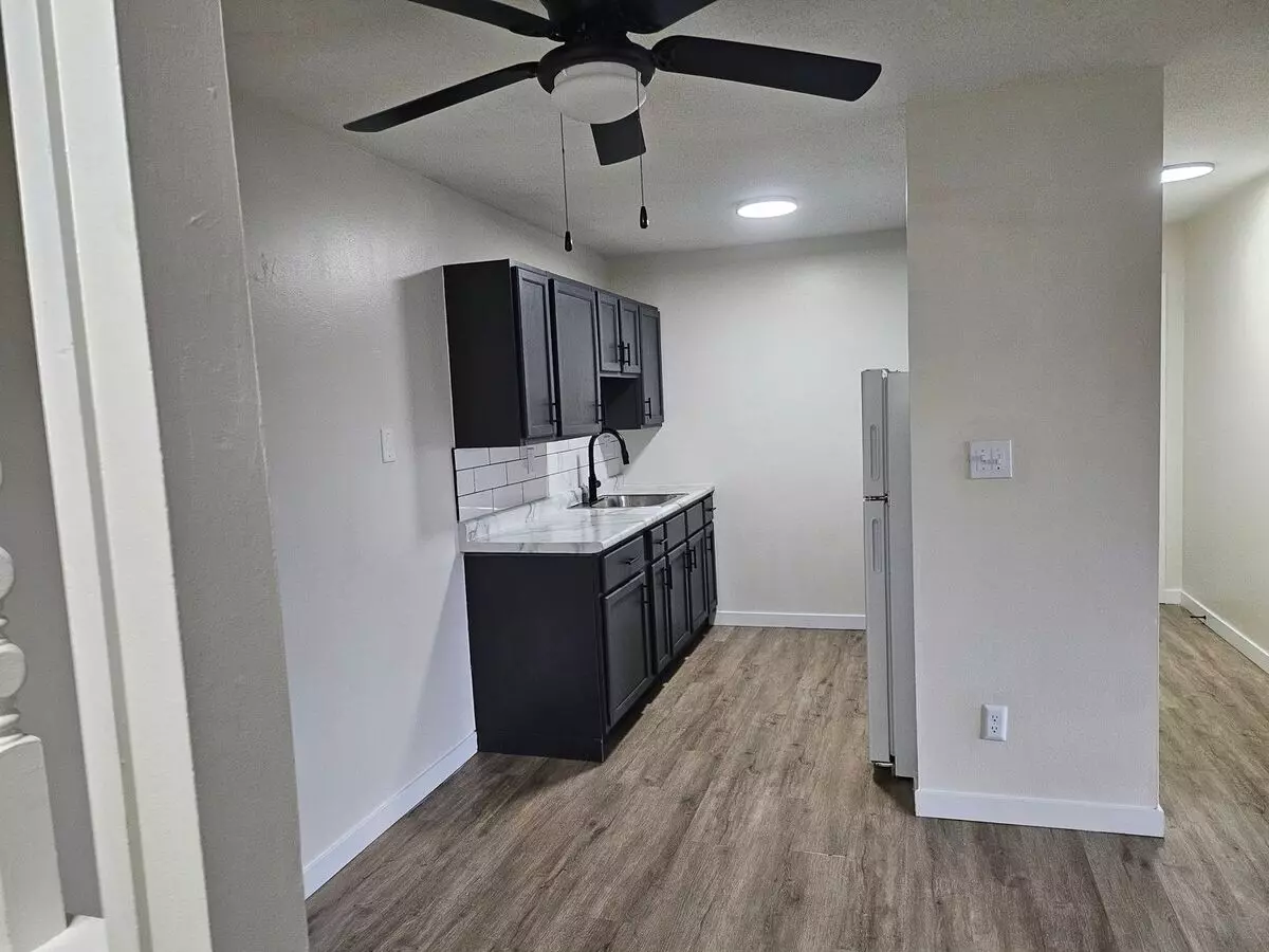 The Oaks Apartment for rent in Des Moines, IA