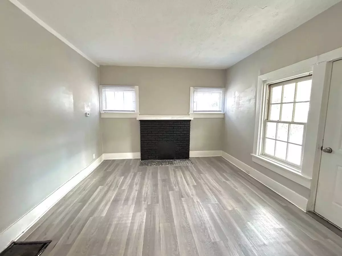 Siebenthaler Haven ** 100% Off First Month's Rent** House for rent in Dayton, OH