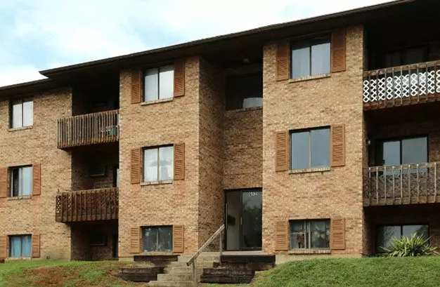 692 Gordon Smith Apartment for rent in Hamilton, OH