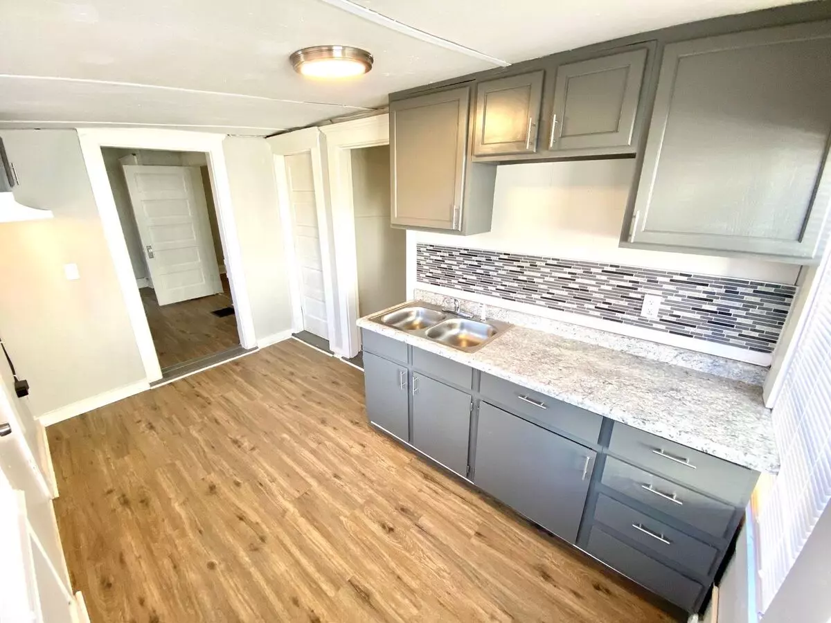 Grove Place **$75 Gift Card Move-in Special** **updated Rent!** House for rent in Middletown, OH