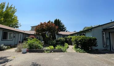 524-526 &amp; 530-532 S Dakota St. Apartment for rent in Portland, OR
