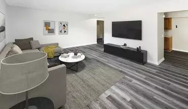 4 of 93 5 Points Courtyard Apartment for rent in Toledo, OH