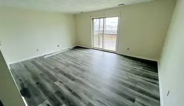 5 of 24 Sandstone Creek Apartment for rent in Grand Ledge, MI