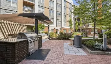 4 of 32 Discovery Square Apartment for rent in Herndon, VA