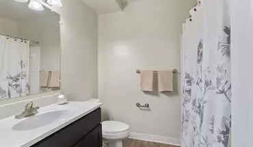 5 of 18 Cross Creek Apartment for rent in Laurel, MD