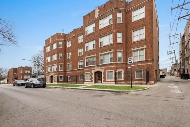 (nlm) Apm 7655 South Yates Blvd (sd Int) Apartment for rent in Chicago, IL