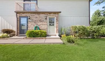 3 of 26 Bright 2br, 1.5ba End Unit With Heated Floors & Second-floor Laundry! House for rent in Schaumburg, IL