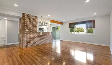 5 of 26 Bright 2br, 1.5ba End Unit With Heated Floors & Second-floor Laundry! House for rent in Schaumburg, IL