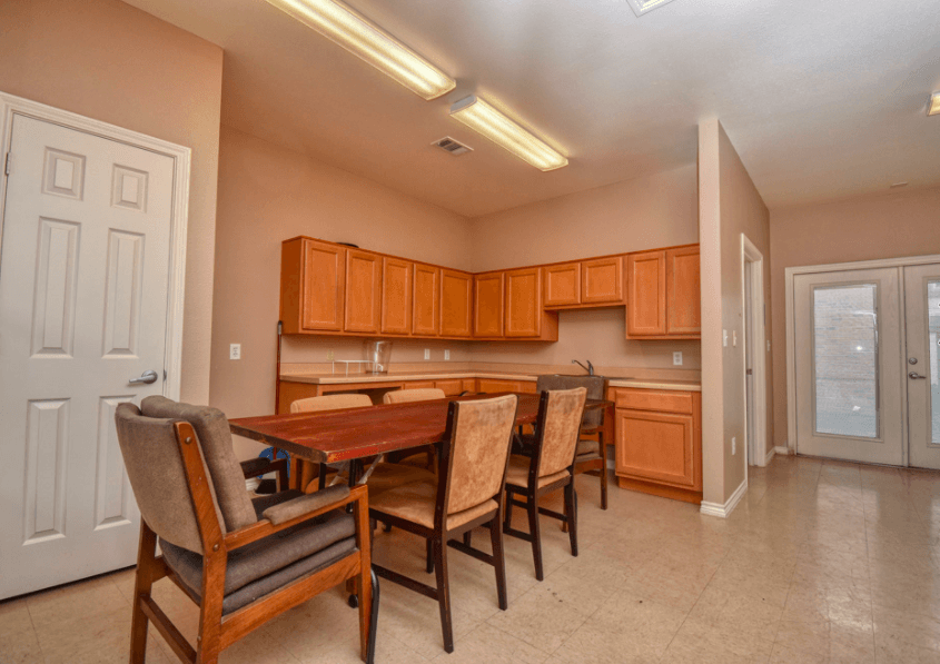 Quail Run Apartments 1906 S College Ave Decatur, TX