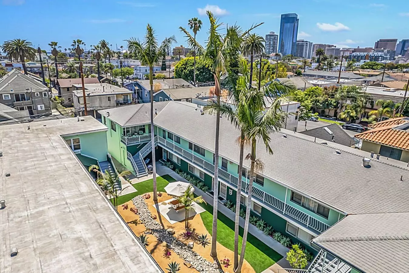 The Cadillac II Apartment for rent in Long Beach, CA