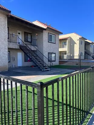 700 E Virgnia Way Apartment for rent in Barstow, CA