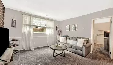 2 of 31 Delta Bend Apartments In Mount Lookout Apartment for rent in Cincinnati, OH