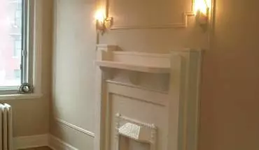 2 of 21 4720-4722 Queen Mary Apartment for rent in Montreal, QC