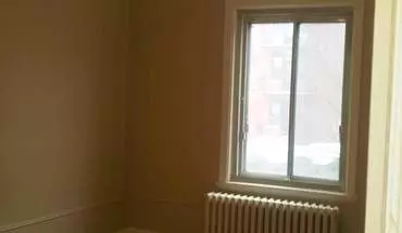 4 of 21 4720-4722 Queen Mary Apartment for rent in Montreal, QC