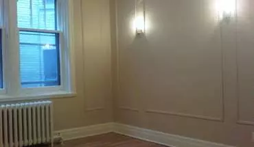 5 of 21 4720-4722 Queen Mary Apartment for rent in Montreal, QC