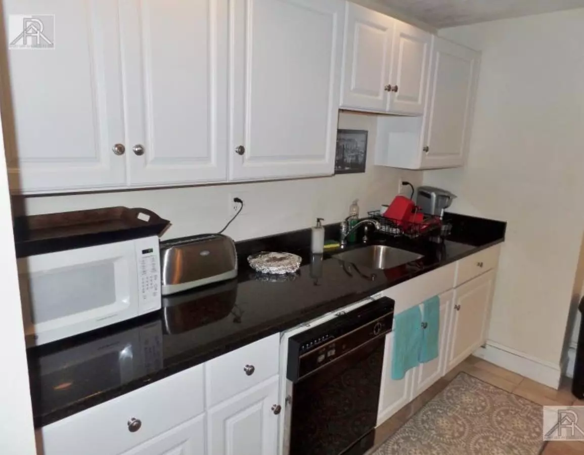 19 South St Apartment for rent in Boston, MA