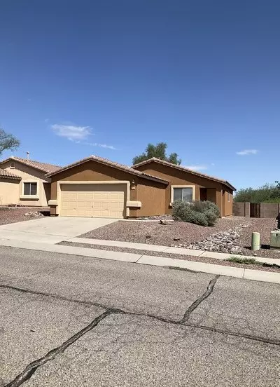 Spacious 3 Bedroom Apartment for rent in Tucson, AZ