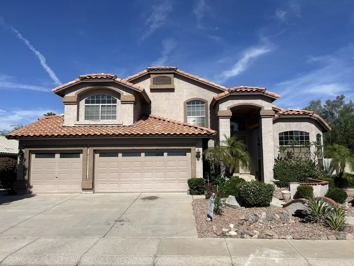 4 Bed Tri Level In North Glendale With Pool House for rent in Glendale, AZ
