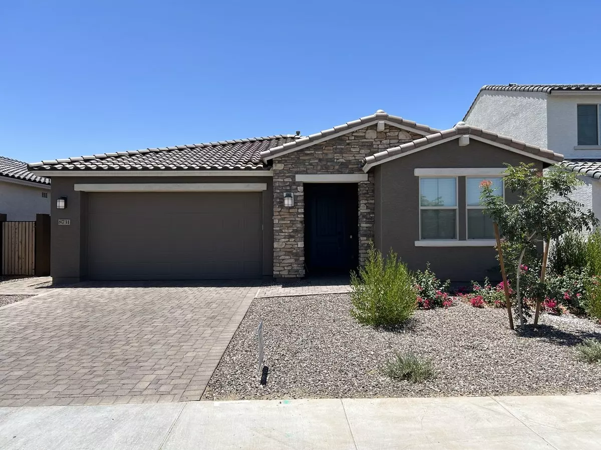4 Bedroom 3 Bath 1 Story 1 Year Old In Glendale Call 602-400-5090 House for rent in Glendale, AZ