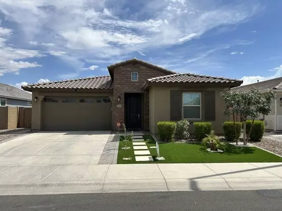 2241 E Meadowview Ct Apartment for rent in Gilbert, AZ