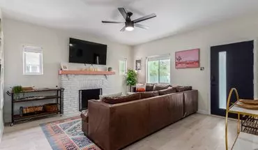 3 of 34 Furnished Gem By The Uofa House for rent in Tucson, AZ