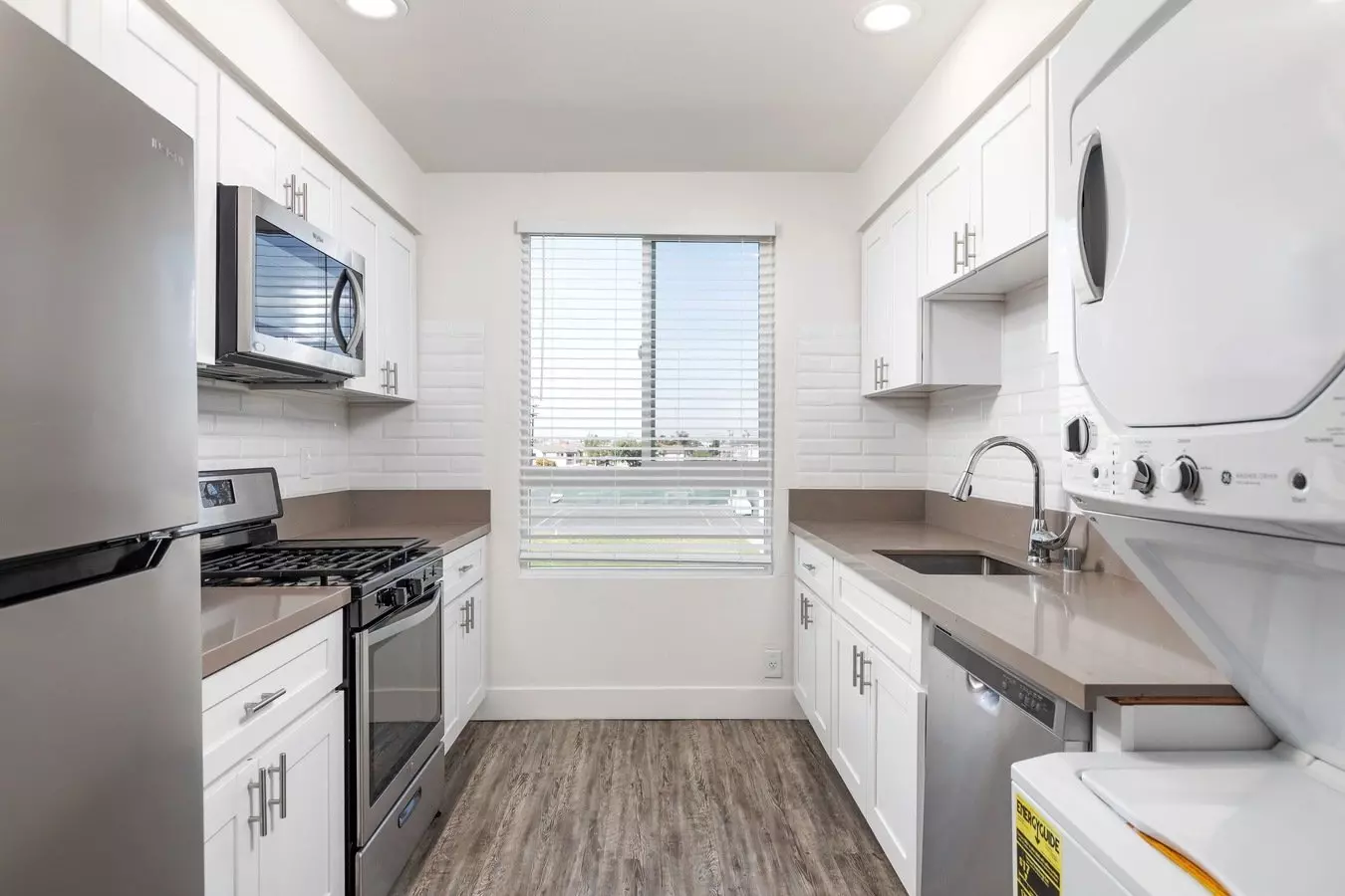 Laurel Pointe Apartments Apartment for rent in Hawthorne, CA