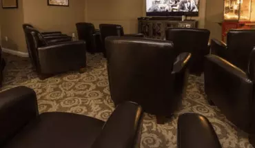 4 of 13 Creekside Oaks Apartment for rent in Folsom, CA
