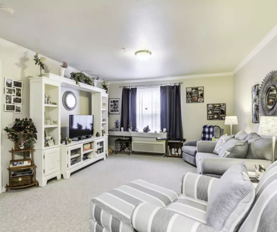 Fountain Crest Apartment for rent in Lehigh Acres, FL