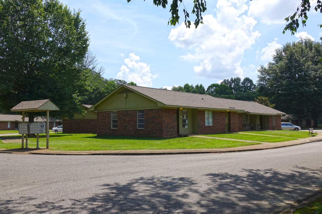 Pickwick Circle Apartments 308 Pickwick Circle Luka, MS