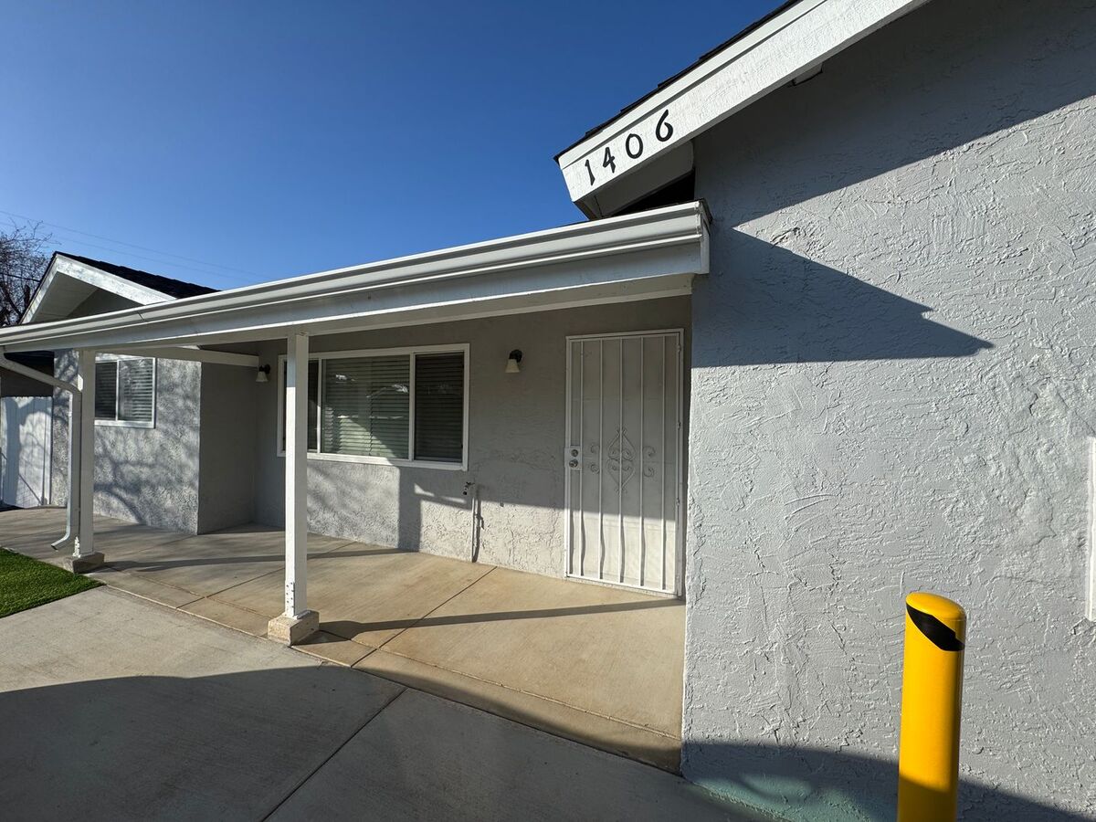 1406 - 08 Oakdale Apartments - 1406 Oakdale Ave El Cajon, CA