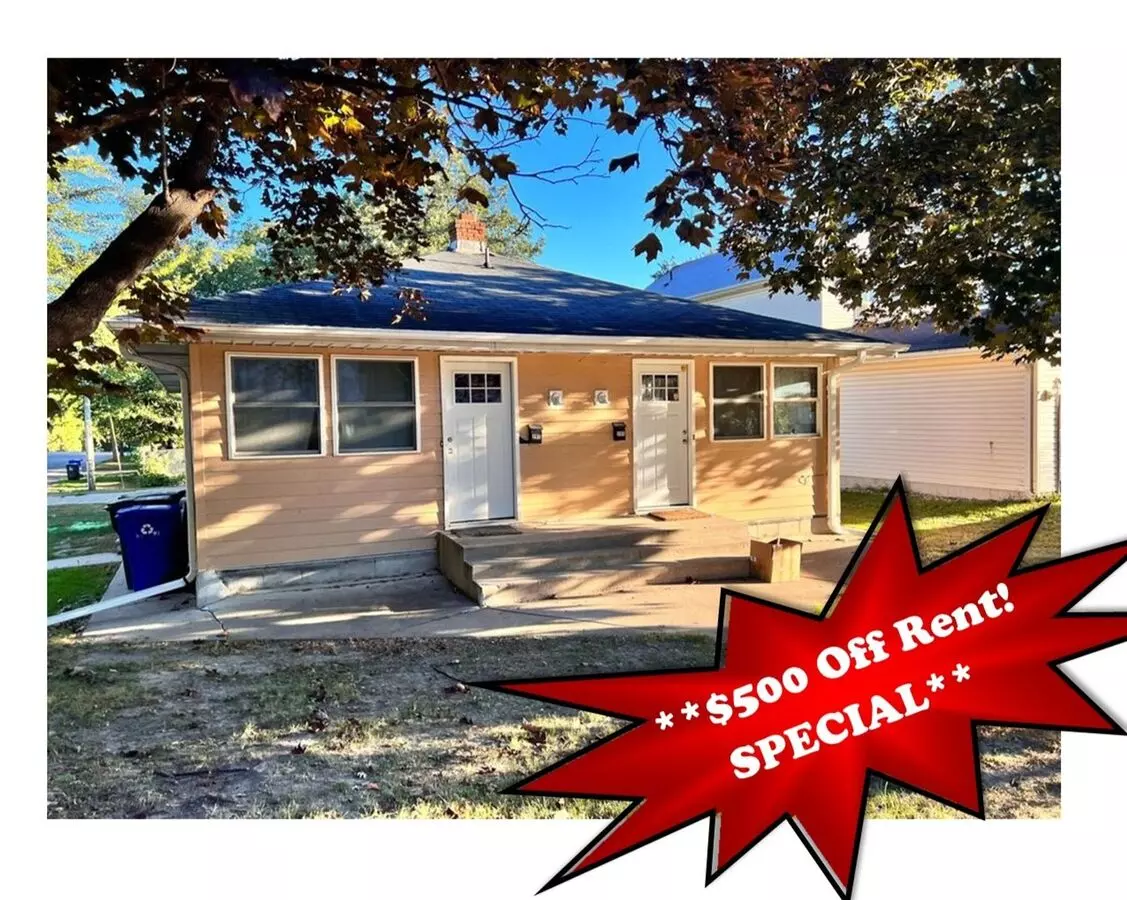 3 Bedroom 1 Bathroom Rent Controlled Side By Side Duplex! Apartment for rent in St Paul, MN