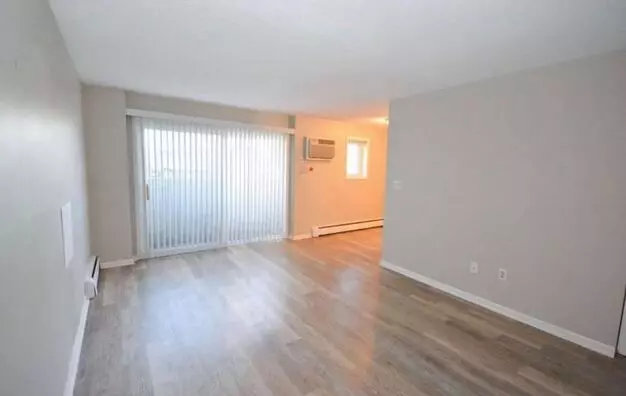 Flats On 14th Apartment for rent in Rochester, MN
