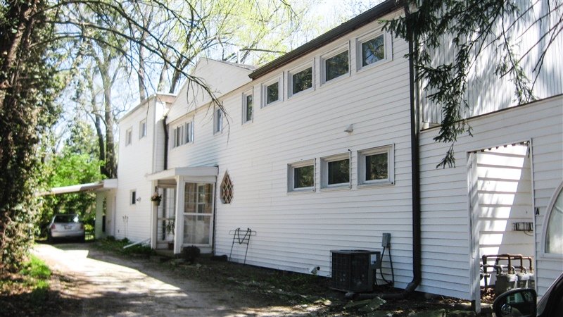 615 W Kirby Townhouse for rent in Champaign, IL