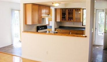 2 of 7 615 W Kirby Townhouse for rent in Champaign, IL