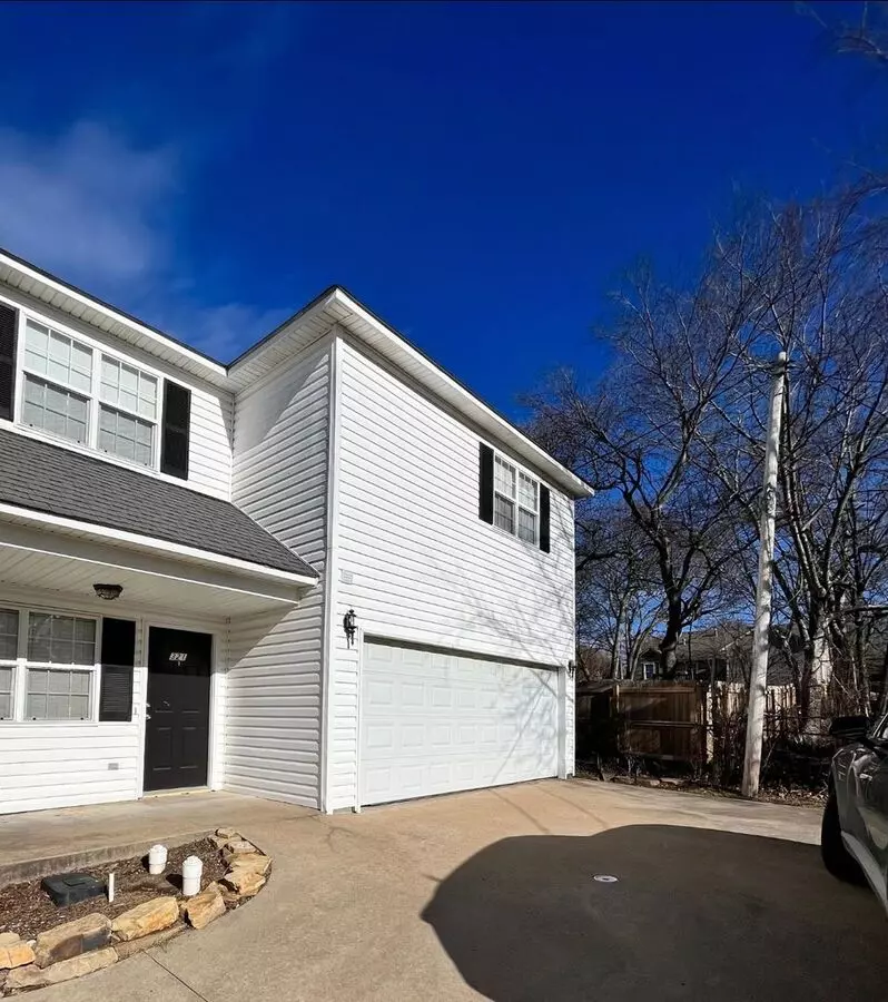 321 E Modoc House for rent in Mcalester, OK