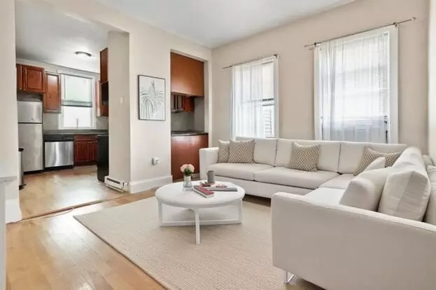 319-321 W Fourth St Apartment for rent in South Boston, MA