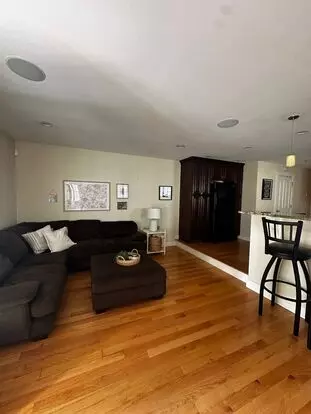 Spacious 3 Bed 2.5 Bath Single-family Home With 4 Parking Spaces Apartment for rent in South Boston, MA