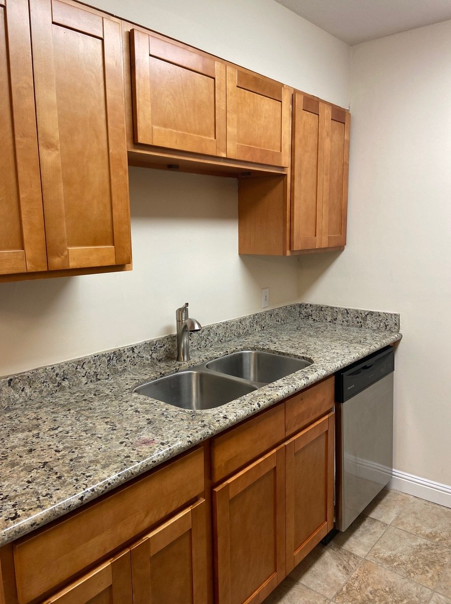 Castlegate Apartments 5600 Keele St Jackson, MS Rentable
