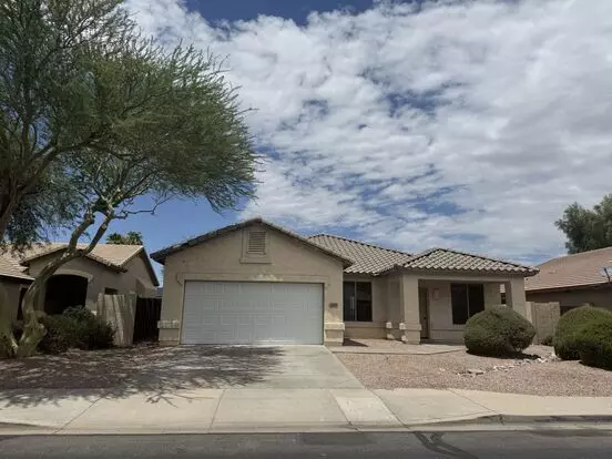 Large-4 Bedrooms Plus Den In Mesa Apartment for rent in Mesa, AZ