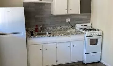 3 of 10 1 Bedroom, 1 Bath @ Camelback And 3rd Ave House for rent in Phoenix, AZ