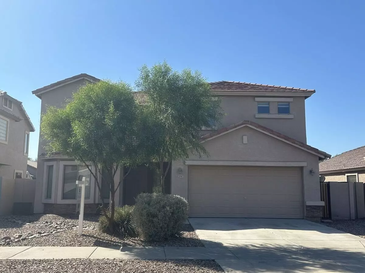 5 Bedroom In The Villages At Queen Creek! House for rent in Queen Creek, AZ