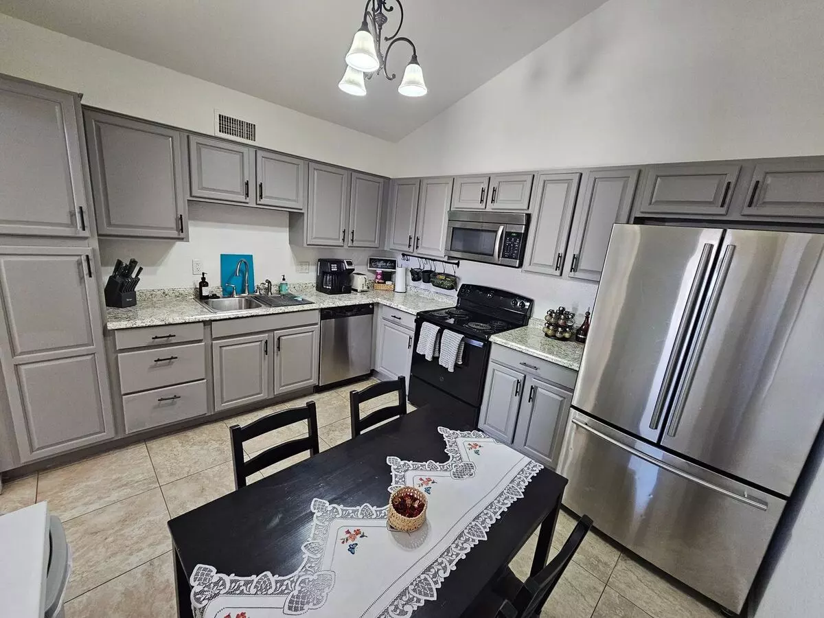 712 N SANTA BARBARA #1 House for rent in Mesa, AZ