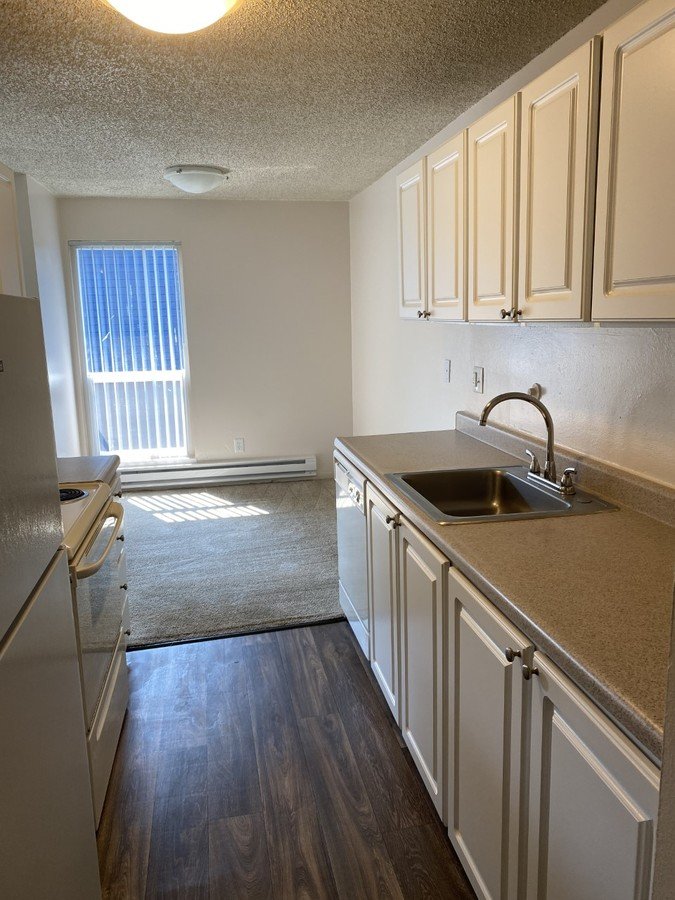 Stonehaven Apartments 23020 25Th Ave S Des Moines, WA