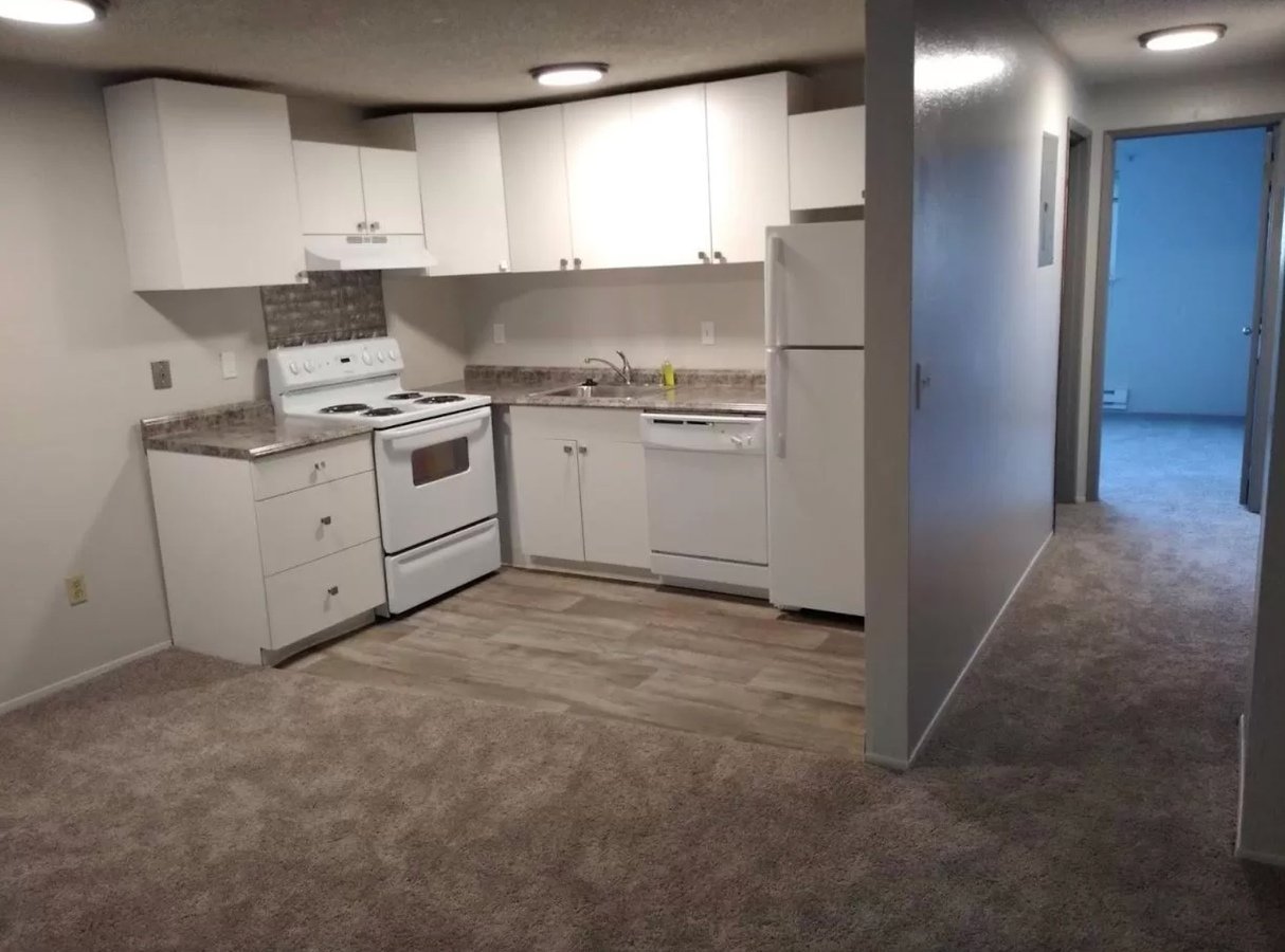 Waterfall Apartments 1718 S 84Th St WA Rentable