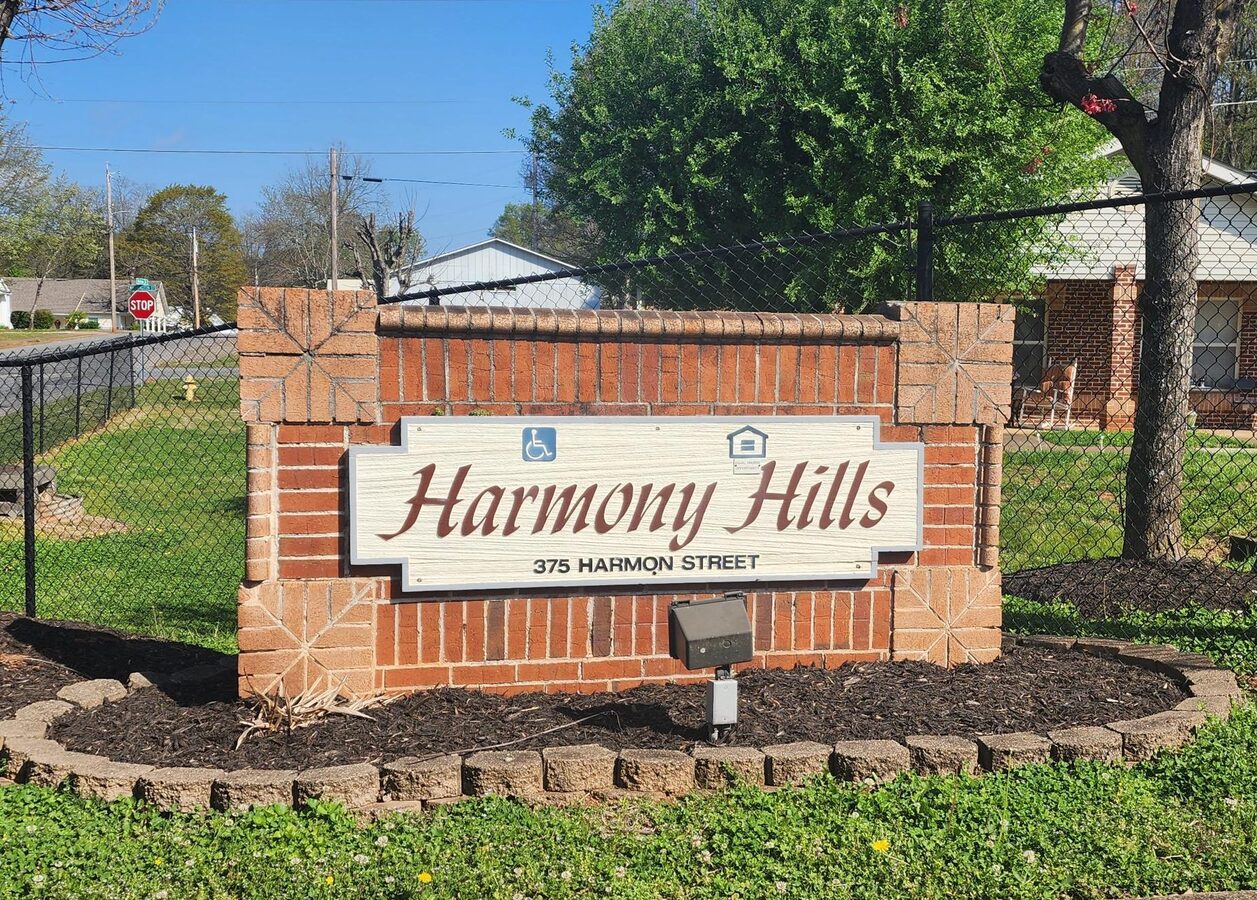 Harmony Hills Apartments 375 Harmon St Forest City, NC